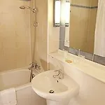 Campanile 3* וילנב-סור-לו